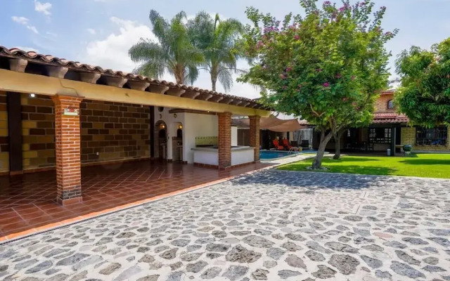 Family house in Oaxtepec Pool & Hot tub