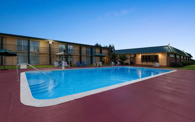 Baymont by Wyndham Salem Roanoke Area