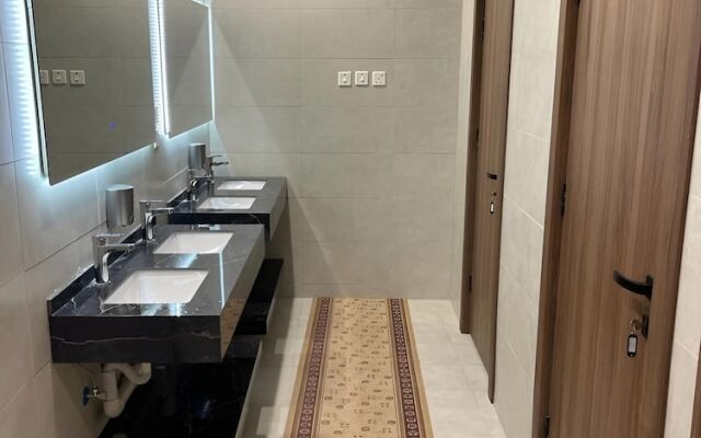 Aya Hostel For Shared Bedrooms
