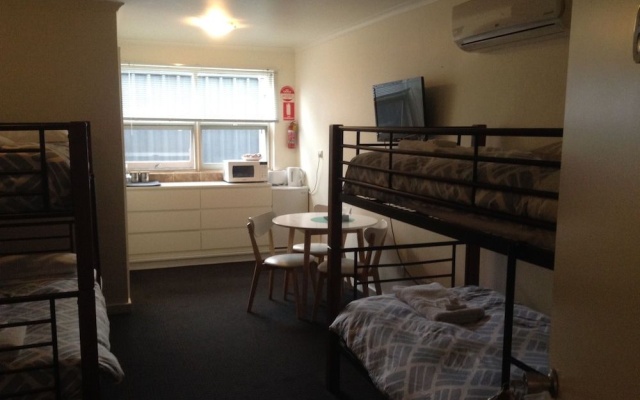 Stables Boutique Motel – Guest Rooms – Hahndorf