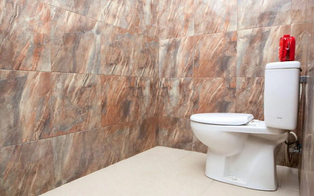 RedDoorz near Tegalega Park