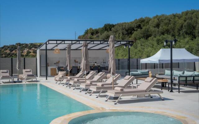 Luxurious Villa Micha Mare - 14 Bedrooms