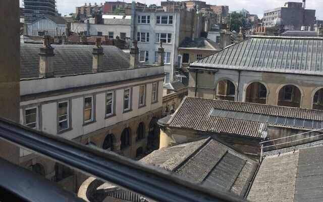 St Nicholas Street Apartment