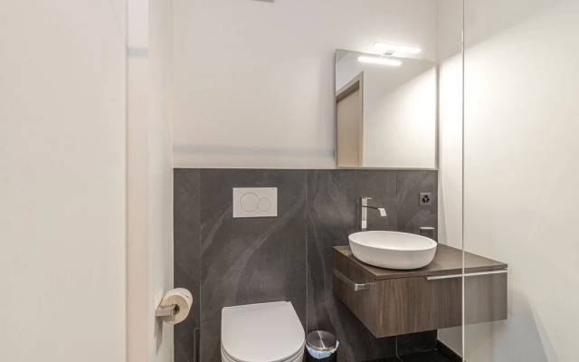 Icon H 302 Suite Micro-living
