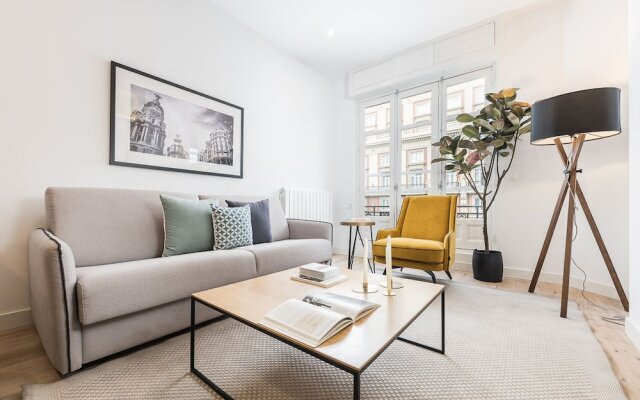 Home Club Gran Via Apartments