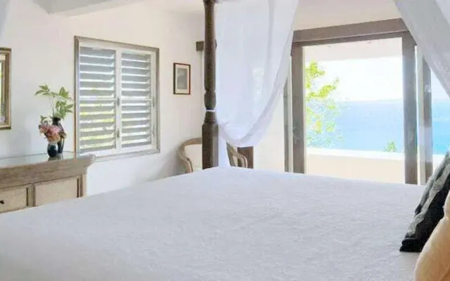Zenaida Estate