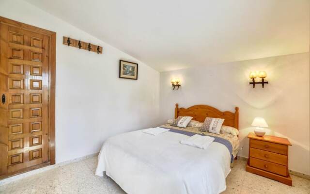 Villa - 3 Bedrooms with Pool and WiFi - 107479