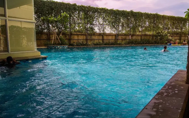 Cozy Studio Room Victoria Square Apartment