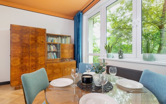 Krasickiego Apartment Cracow by Renters