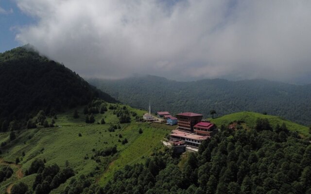 Avulot Mountain Resort Hotel