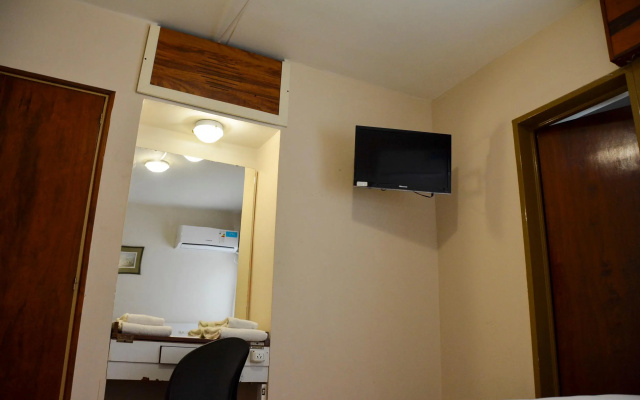 Hotel Menossi