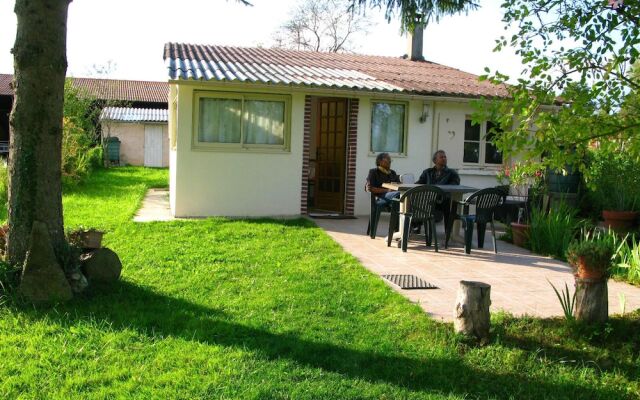 House With one Bedroom in Treigny, With Enclosed Garden