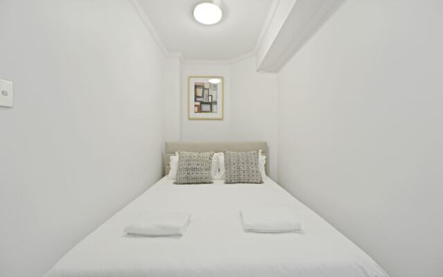 HomeHotel Stylish 3 Bed Clean & Comfort