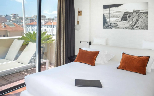 Hôtel Cannes Centre Univers