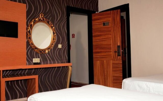 Nil Suite Hotel