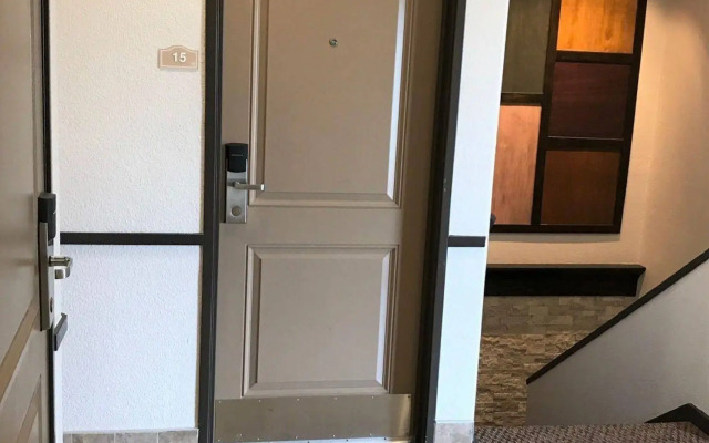 Berkshire Motor Hotel