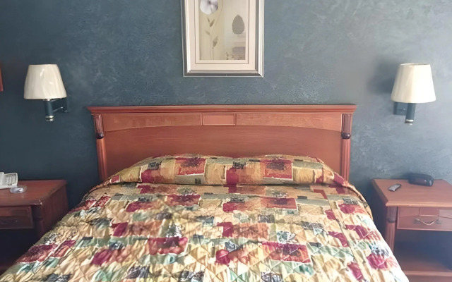 Crystal Inn Suites & Spas