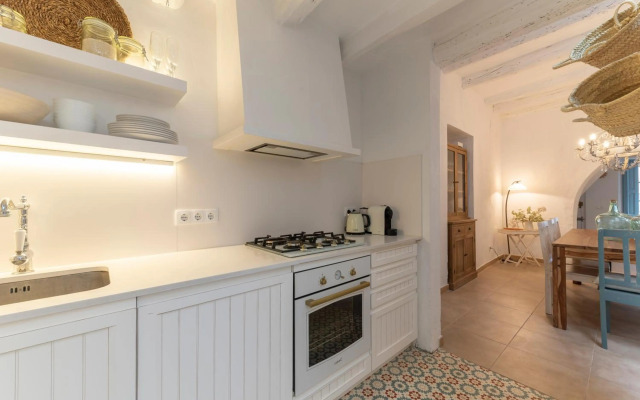 CASA AZUL stunning house a few metres from the bea