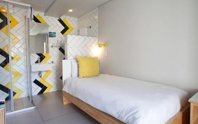 Mojo Hotel