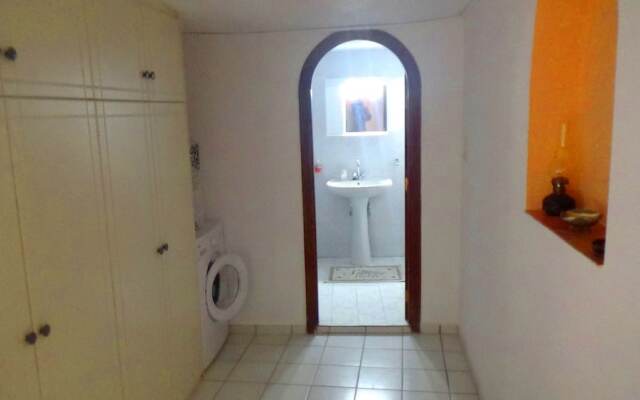 Τraditional home Fabrica , south Crete , Agios Pavlos