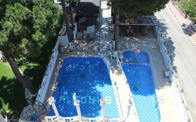 Shadow Hotel