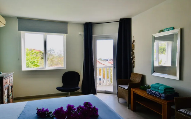 Blue Bay Beach Apartments