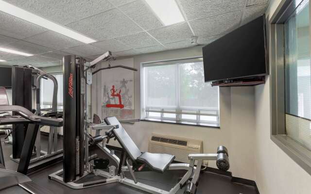 Best Western Plus Burlington Inn & Suites