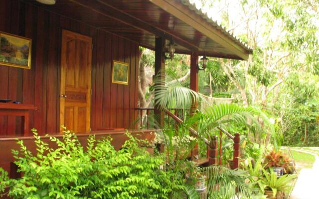 Lychee garden resort