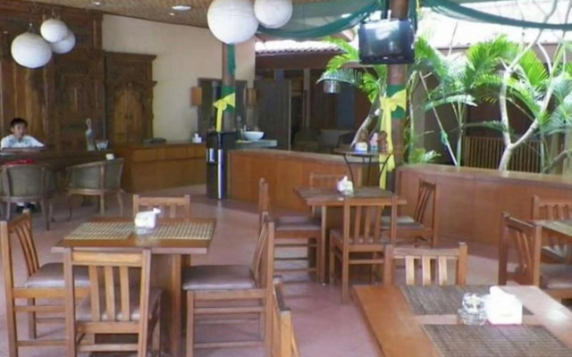 Nyiur Indah Beach Hotel