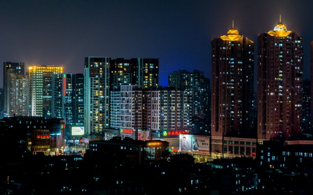 voco Guangzhou Shifu, an IHG Hotel