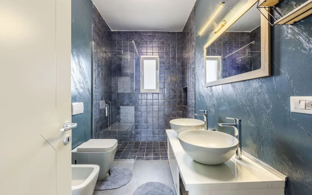 Modern Apartment With Scenic Views Earthy Vibes