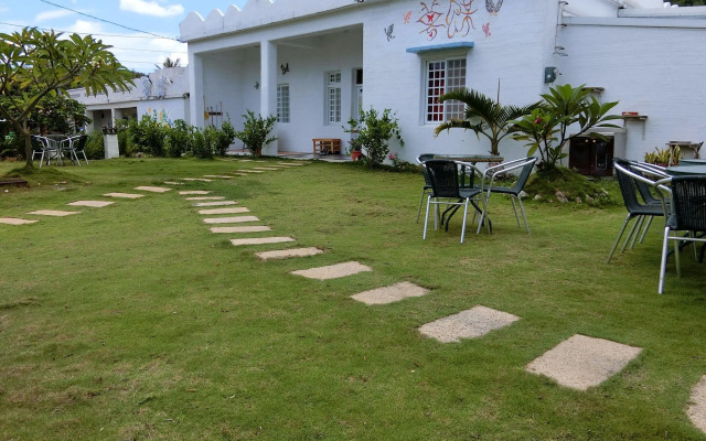 DreamButterfly Pet & Nature Hostel