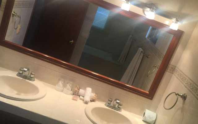 Green Oasis Home Boutique