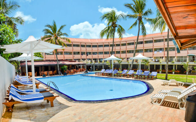 Paradise Beach Hotel