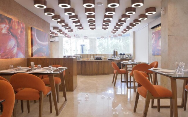 Urbane The Hotel
