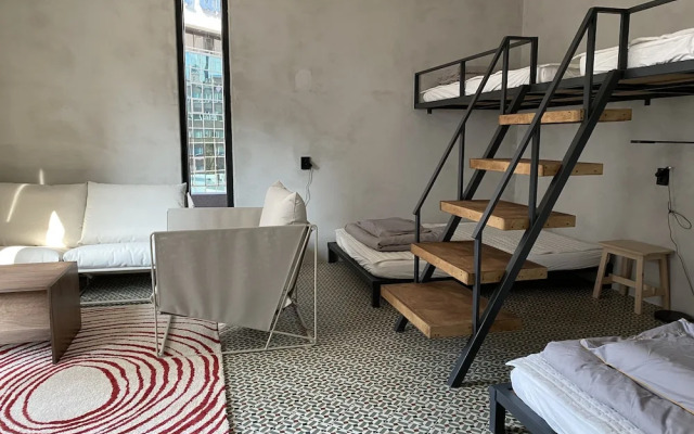 Shui Hostel