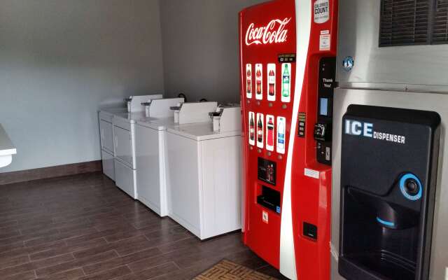 Studio 6-Beeville, Tx