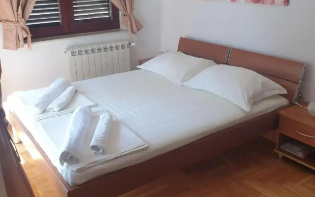 Villa Nada Apartments