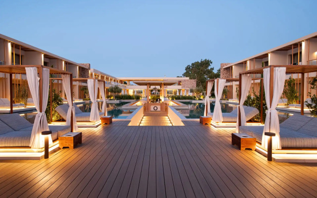 Royal Pearl Island Chios Hotel & Spa