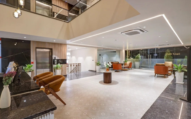 Saltstayz Premier – Golf Course Road & Sector 42