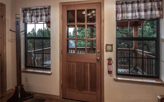 Gareys Deer Haven - Three Bedroom Cabin