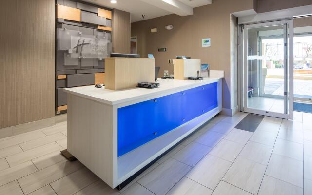 Holiday Inn Express & Suites Chattanooga (East Ridge) by IHG