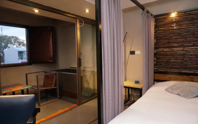 Prodeo Hotel & Lounge