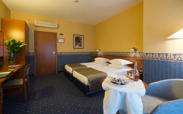 Ele Green Park Hotel Pamphili