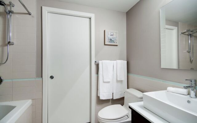 Montreal Convention Centre Apartments