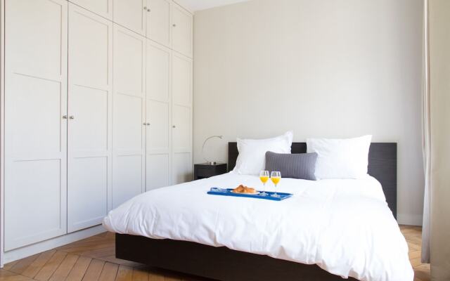 Private Apartment Marais Francs Bourgeois