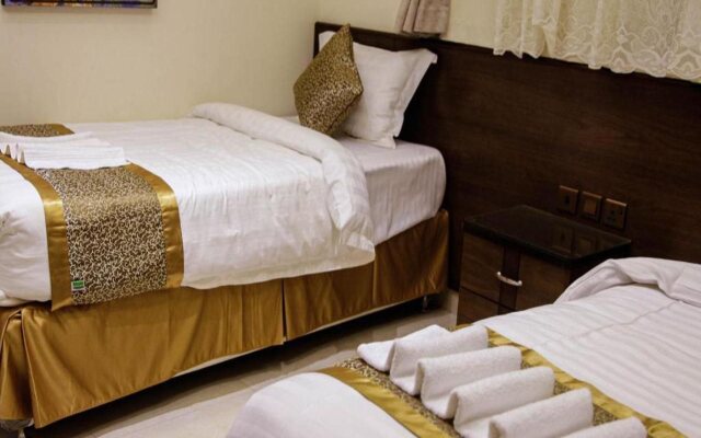 Golden New Hira Hotel