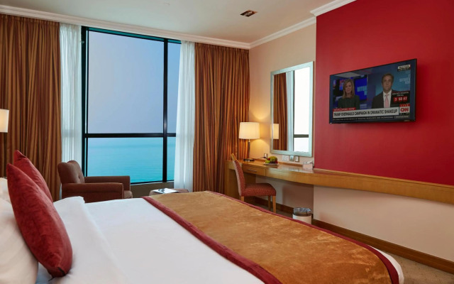 Grand Hotel