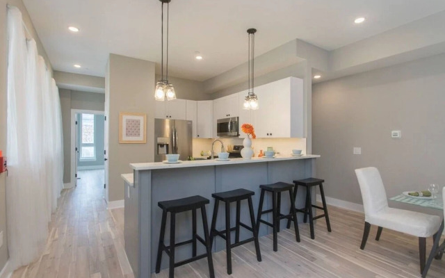 PRISTINE 3 bedroom Garage Close to UPENN