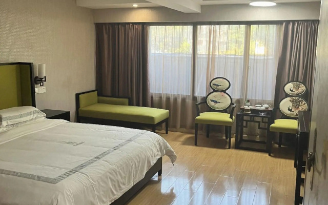 Puzhen Hotel